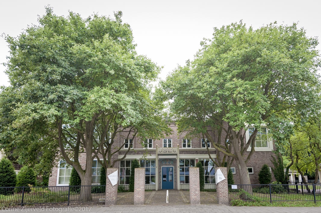 De vroegere ingang aan de Irenelaan